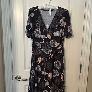 Black Floral V-Neck Midi Dress